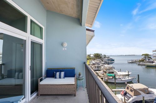unit-327b-14100 River Rd, Pensacola, FL, 32507-9650 | Card Image