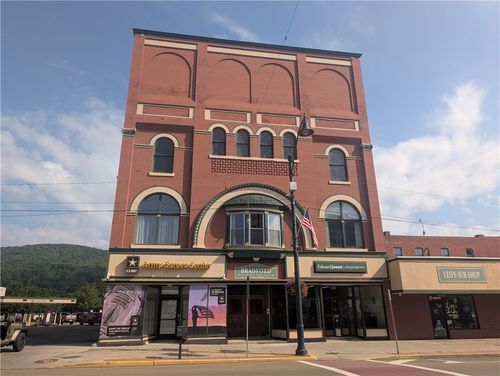 79 Main St, Bradford, PA, 16701-2019 | Card Image