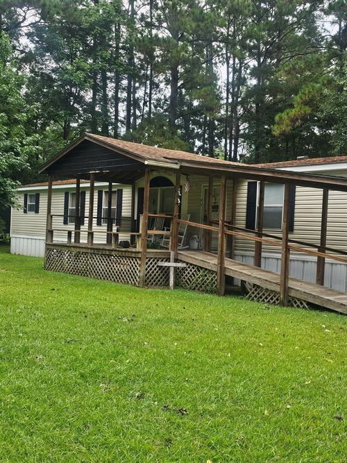 279 Escapees Dr, Livingston, TX, 77351-0860 | Card Image