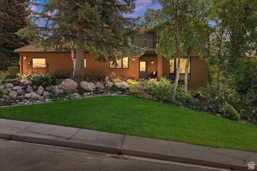 2014 Ridgehill Dr, Bountiful, UT, 84010-1023 | Card Image
