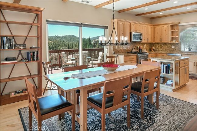 26855 Inyo Ct, House other with 3 bedrooms, 3 bathrooms and 2 parking in Lake Arrowhead CA | Image 7