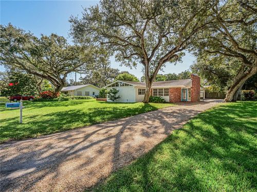 626 Gardenia Ln, Vero Beach, FL, 32963-1861 | Card Image