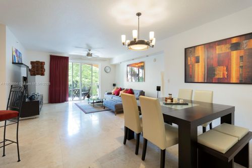 apt-201-118 Zamora Ave, Coral Gables, FL, 33134-4032 | Card Image
