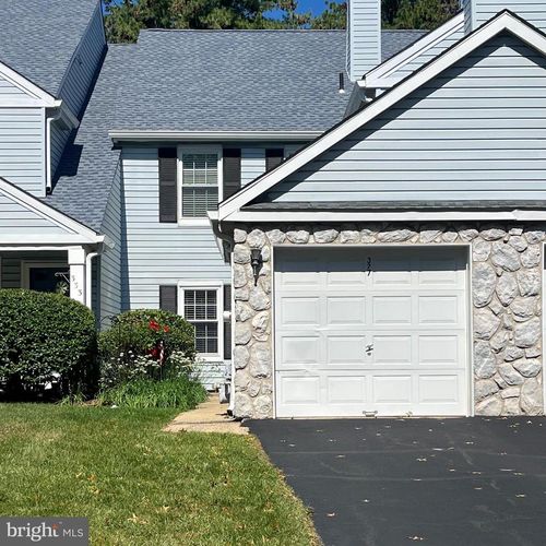 327 Hale Dr, HOLLAND, PA, 18966-2780 | Card Image