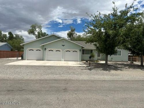 18 Saint Andrews Drive, Yerington, NV, 89447 | Card Image