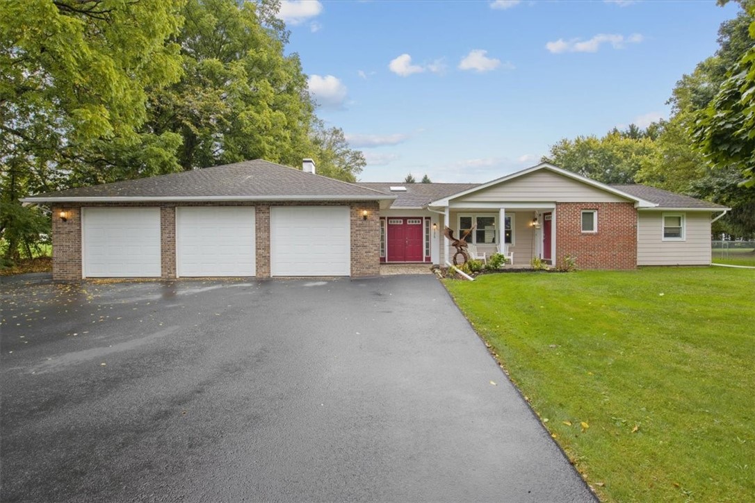 Witherden Rd, Marion, NY 14505