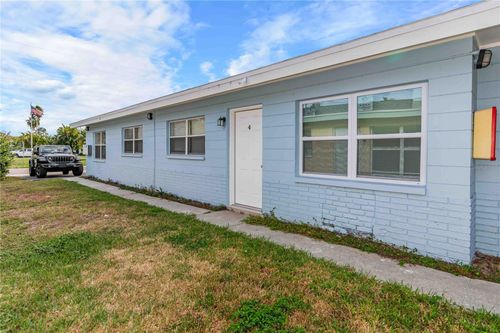 4-140 112th Ave N, St Petersburg, FL, 33716 | Card Image