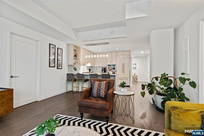 800 Ave At Port Imperial Blvd, Condo with 2 bedrooms, 2 bathrooms and null parking in Weehawken NJ | Image 4
