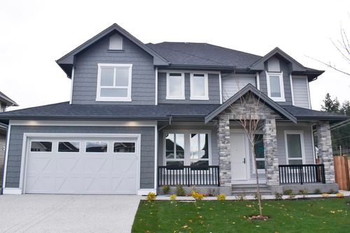 20818 34 Ave, Langley, BC, V2Z2E4 | Card Image