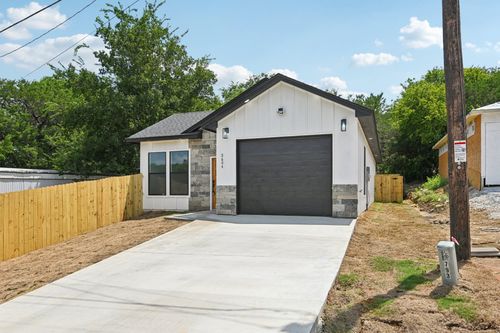3604 Durango Trl, Granbury, TX, 76048-5318 | Card Image
