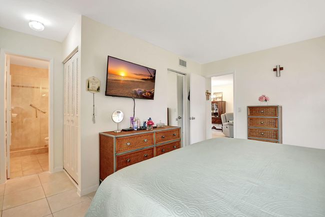 860 Worcester Ln, Condo with 1 bedrooms, 1 bathrooms and null parking in Lake Worth FL | Image 15