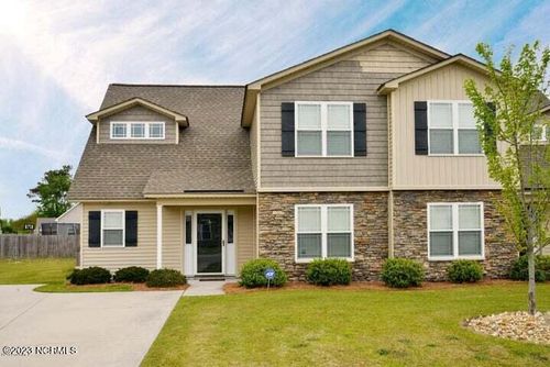 a-2206 Sweet Bay Dr, Greenville, NC, 27834-2535 | Card Image