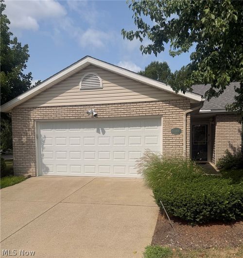 2844 Marsh Ave Nw, Canton, OH, 44708-6206 | Card Image