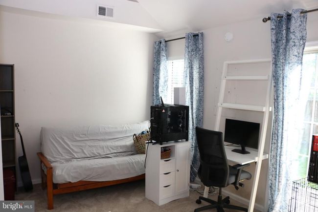 6215 Stonepath Cir, Townhouse with 2 bedrooms, 2 bathrooms and null parking in CENTREVILLE VA | Image 21