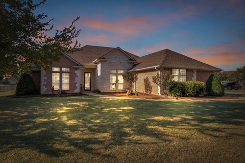 2101 W Emerald Bend Ct, Granbury, TX, 76049-5586 | Card Image