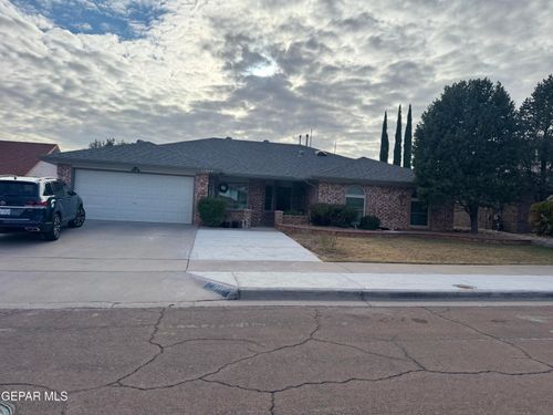 11644 Rufus Brijalba Drive, El Paso, TX, 79936 | Card Image