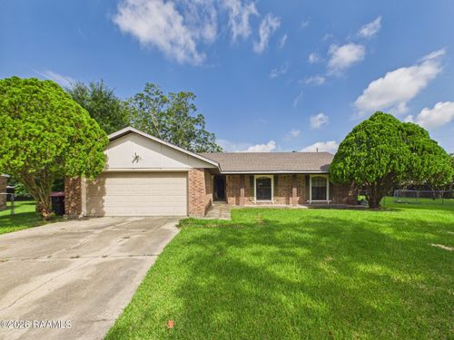 210 Castle Row, Lafayette, LA, 70506-7021 | Card Image