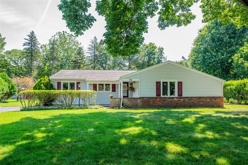 84 Harvest Rd, Fairport, NY, 14450-2835 | Card Image