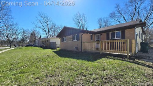 3109 Risdale Ave, Lansing, MI, 48911-2660 | Card Image