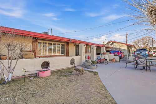 a-10540 Socorro Rd, Socorro, TX, 79927-2330 | Card Image