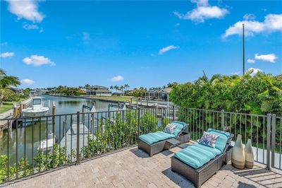 201 Windbrook Ct, House other with 3 bedrooms, 2 bathrooms and null parking in Marco Island FL | Image 2