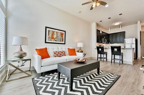 09-2727 Brazos St, Houston, TX, 77006-2268 | Card Image