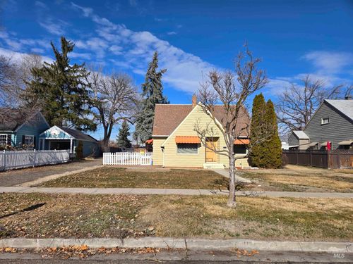 1115 Sw 2nd Ave, Ontario, OR, 97914-2122 | Card Image