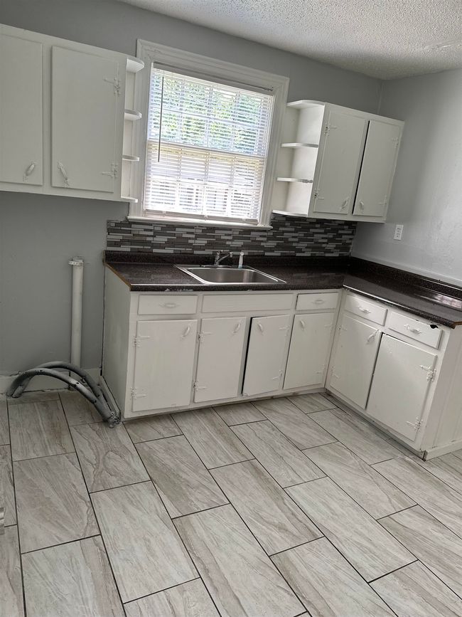 2046 Portland Ave, House other with 2 bedrooms, 1 bathrooms and null parking in Memphis TN | Image 7