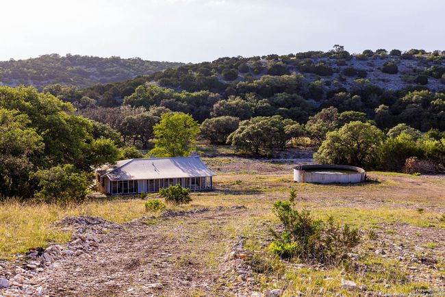14910 Bullhead Rd, Home with 3 bedrooms, 1 bathrooms and null parking in Rocksprings TX | Image 20