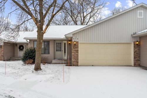b3-848 E 11th St, New Richmond, WI, 54017-2571 | Card Image