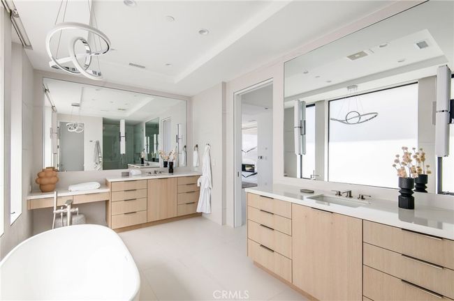 11 Seabreeze Ter, House other with 4 bedrooms, 7 bathrooms and 6 parking in Dana Point CA | Image 18