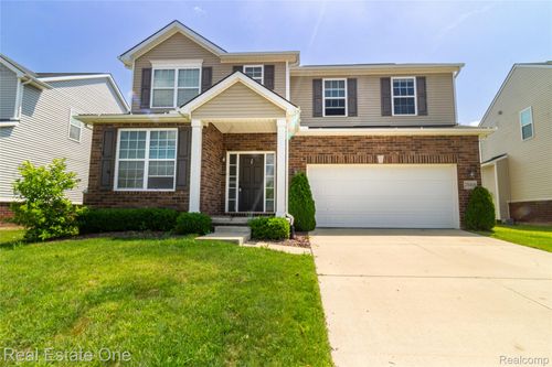 28406 Oakmonte Cir E, New Hudson, MI, 48165-8034 | Card Image