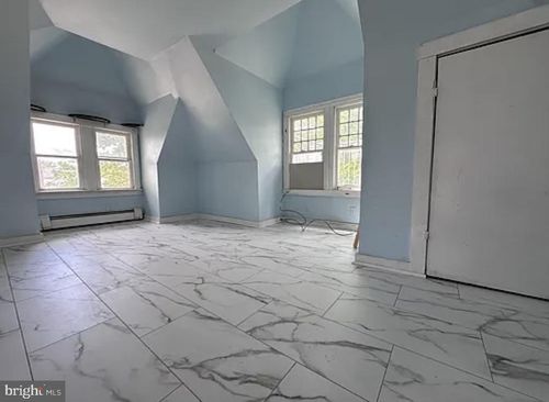 110 S Broad St, PENNS GROVE, NJ, 08069-2040 | Card Image