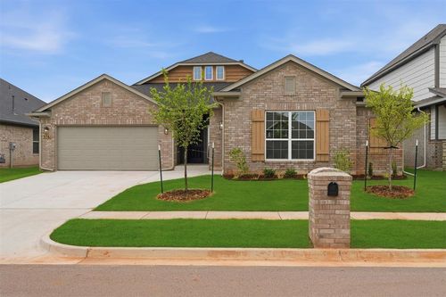 3761 Mesa, Norman, OK, 73071-1002 | Card Image