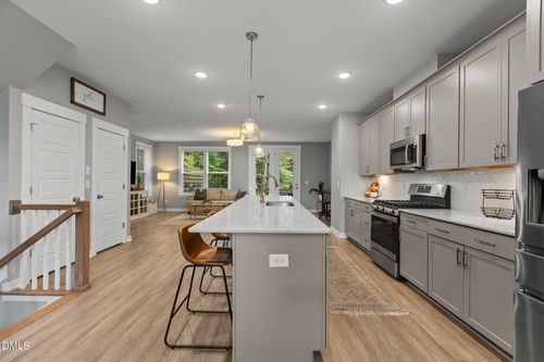 2022 Van Hook Ln, Apex, NC, 27502-4352 | Card Image