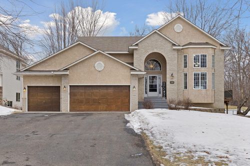 10500 Chestnut Cir N, Champlin, MN, 55316-1960 | Card Image