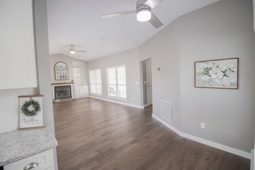 601 Laurel Hill Dr, Old Hickory, TN, 37138-4262 | Card Image