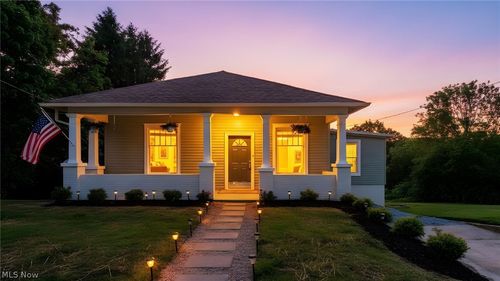 818 Highland Avenue, Cambridge, OH, 43725 | Card Image
