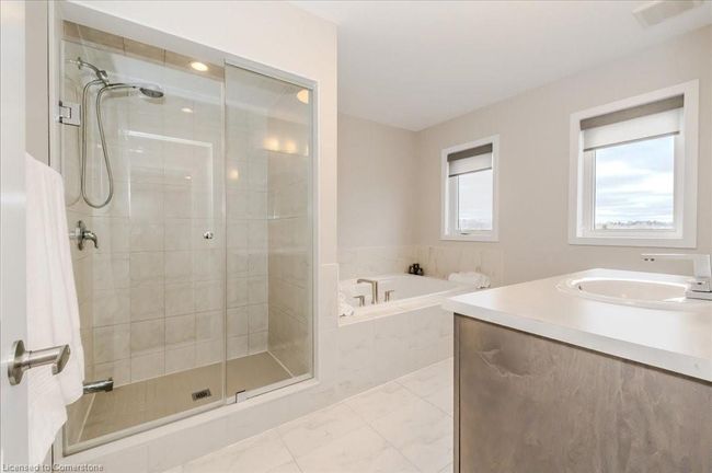 262 Dolman St, House other with 4 bedrooms, 3 bathrooms and 4 parking in Breslau ON | Image 24