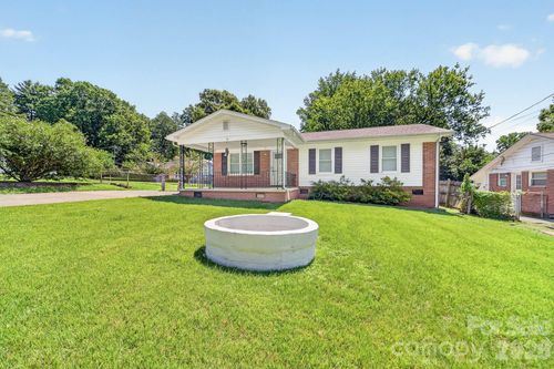 4723 Northaven Dr, Charlotte, NC, 28206-1731 | Card Image