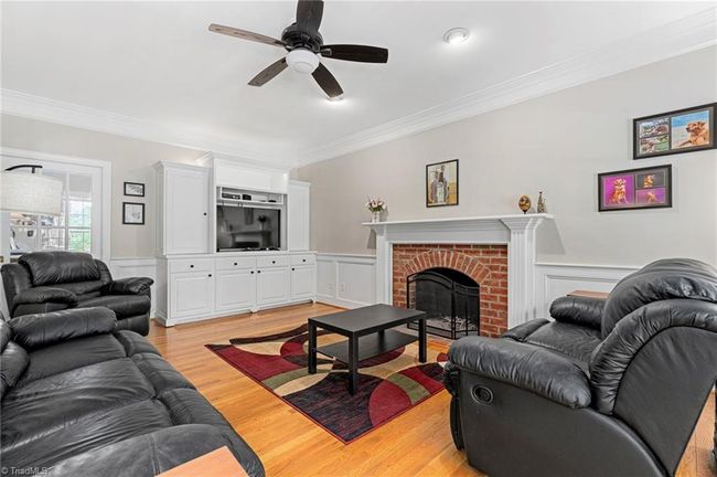 8124 Glengarriff Rd, House other with 4 bedrooms, 4 bathrooms and null parking in Clemmons NC | Image 17