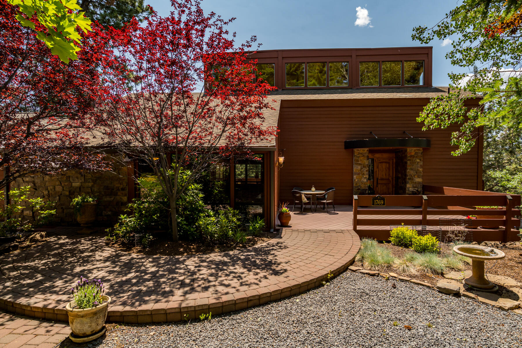 Trenton Ave, Bend, OR 97703
