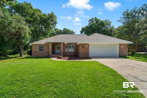10738 Magnolia Ln, Lillian, AL, 36549-5578 | Card Image