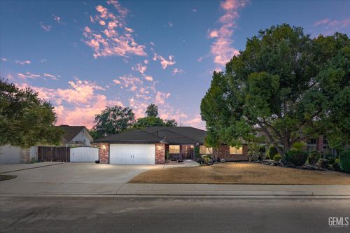 14800 Westdale Dr, Bakersfield, CA, 93314-9100 | Card Image