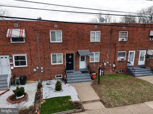 3042 Waldorf Ave, CAMDEN, NJ, 08105-2851 | Card Image