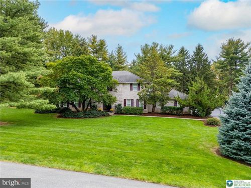 1830 Sherwood Rd, ALLENTOWN, PA, 18103-2943 | Card Image