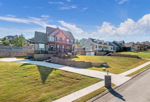 7994 Burgundy Cir, Chattanooga, TN, 37421-1287 | Card Image