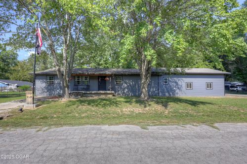 2004 Elm St, Seneca, MO, 64865-9771 | Card Image