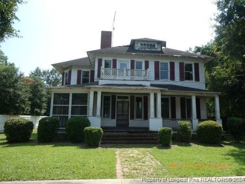 409 W Main St, Rowland, NC, 28383-9693 | Card Image