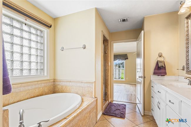 444 E Maxwell Ditch Rd, House other with 3 bedrooms, 2 bathrooms and null parking in Port Lavaca TX | Image 35